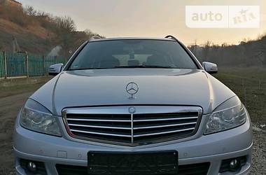 Універсал Mercedes-Benz C-Class 2010 в Кам'янець-Подільському