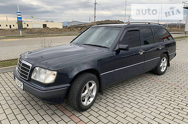 Універсал Mercedes-Benz C-Class 1994 в 