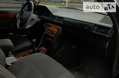 Універсал Mercedes-Benz C-Class 1994 в 
