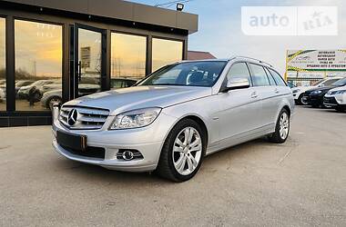 Універсал Mercedes-Benz C-Class 2009 в 