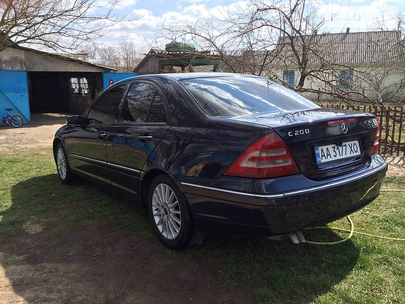 Седан Mercedes-Benz C-Class 2000 в Білогір'ї