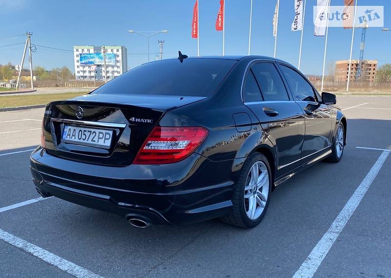 Седан Mercedes-Benz C-Class 2013 в Києві фото 4 Седан Mercedes-Benz C-Class 2013 в Києві