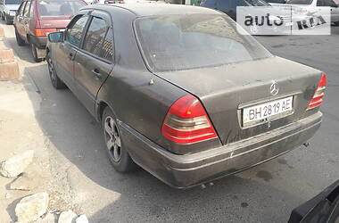 Седан Mercedes-Benz C-Class 1996 в 