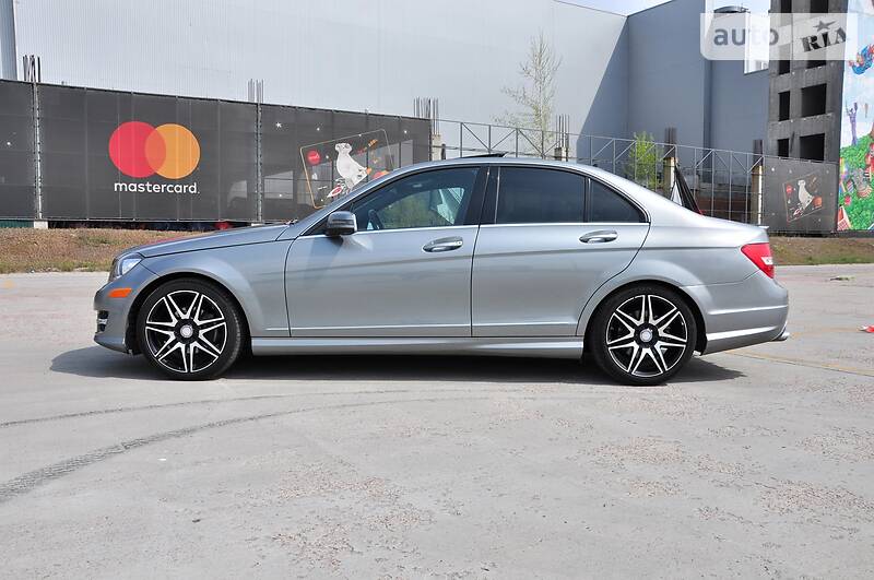 Седан Mercedes-Benz C-Class 2013 в Киеве