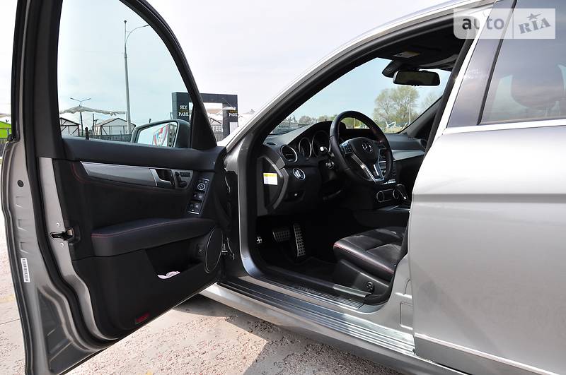 Седан Mercedes-Benz C-Class 2013 в Киеве