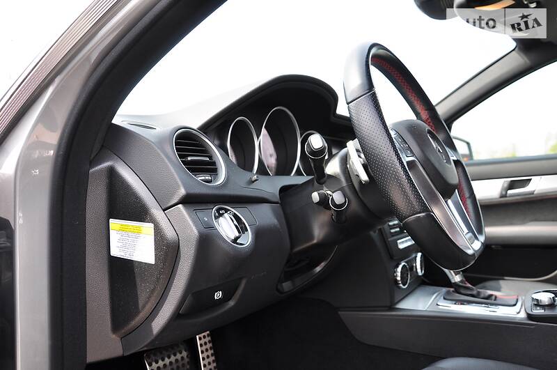 Седан Mercedes-Benz C-Class 2013 в Киеве