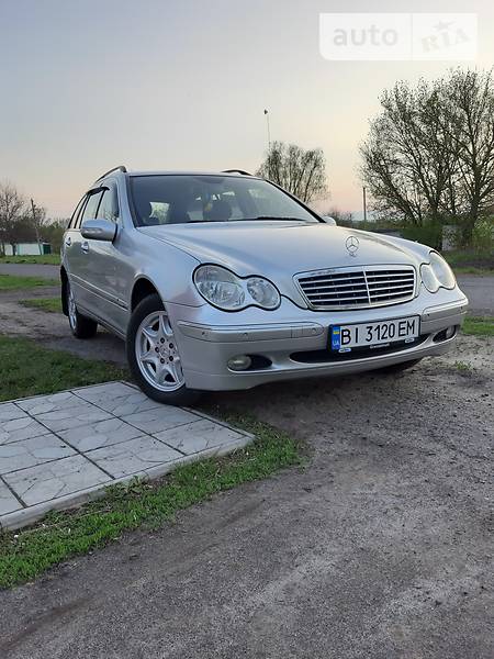 Универсал Mercedes-Benz C-Class 2003 в Решетиловке фото 15 Универсал Mercedes-Benz C-Class 2003 в Решетиловке