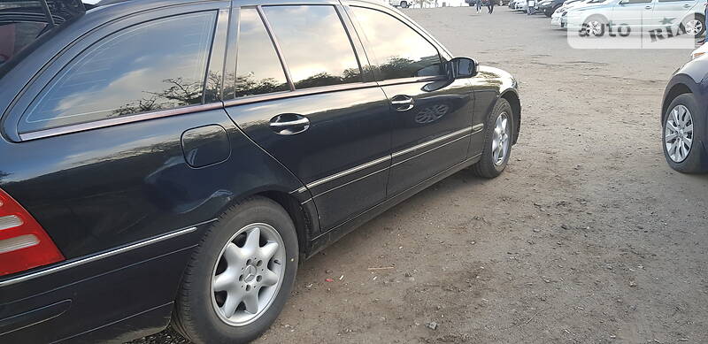 Універсал Mercedes-Benz C-Class 2004 в Одесі фото 12 Універсал Mercedes-Benz C-Class 2004 в Одесі