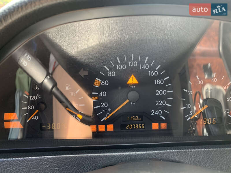 Универсал Mercedes-Benz C-Class 1998 в Львове фото 5 Универсал Mercedes-Benz C-Class 1998 в Львове
