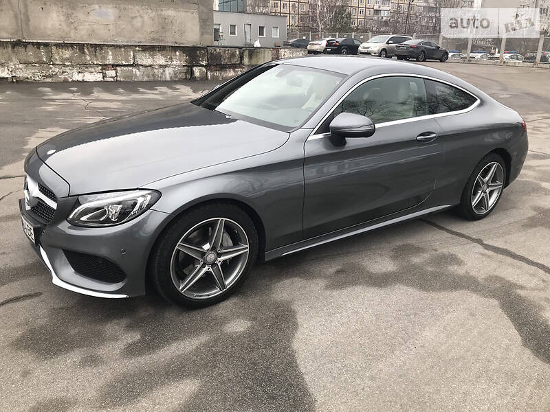 Купе Mercedes-Benz C-Class 2016 в 