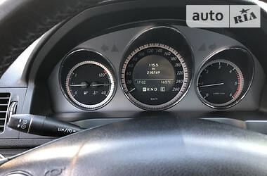 Седан Mercedes-Benz C-Class 2011 в 