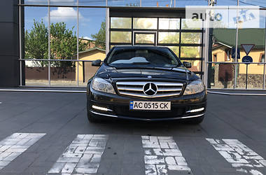 Седан Mercedes-Benz C-Class 2011 в 