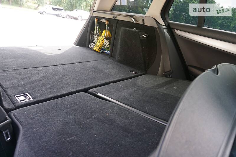 Універсал Mercedes-Benz C-Class 2010 в Черкасах