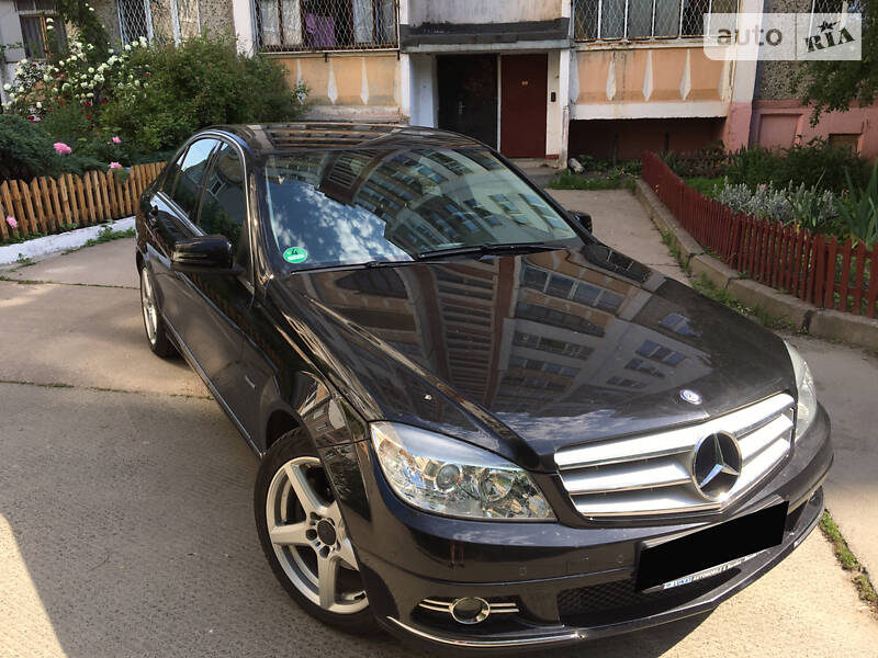 Седан Mercedes-Benz C-Class 2008 в Полонном