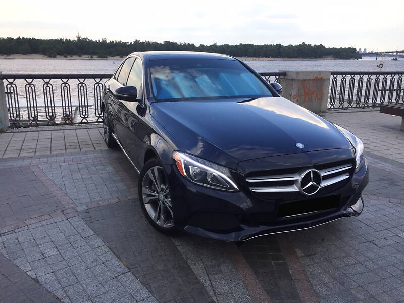 Седан Mercedes-Benz C-Class 2015 в 