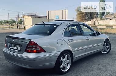 Седан Mercedes-Benz C-Class 2000 в Одесі