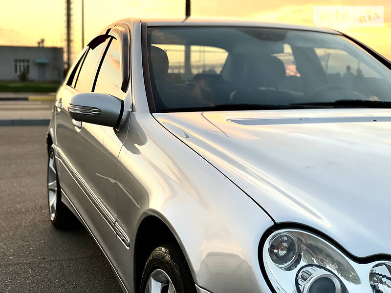 Седан Mercedes-Benz C-Class 2006 в Одесі