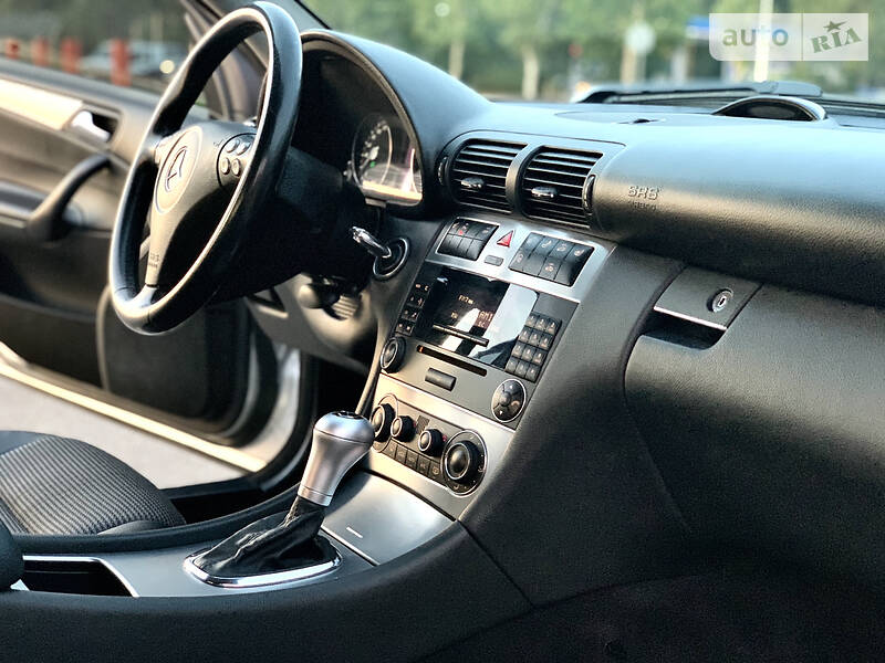 Седан Mercedes-Benz C-Class 2006 в Одесі