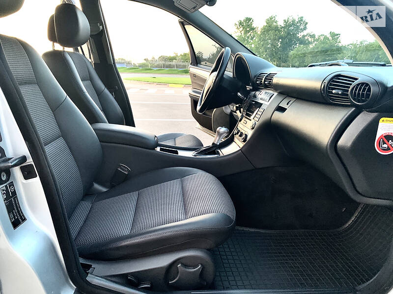 Седан Mercedes-Benz C-Class 2006 в Одесі