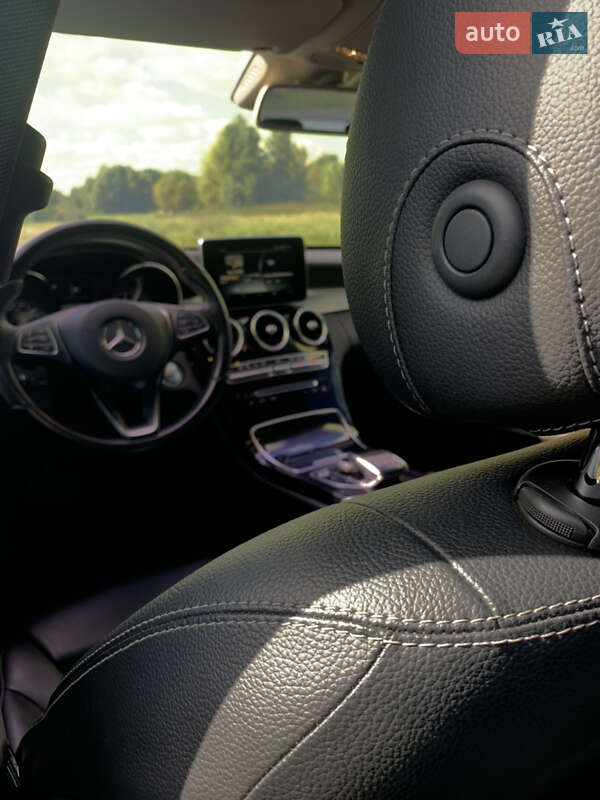 Седан Mercedes-Benz C-Class 2014 в Лубнах
