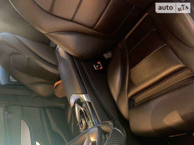 Седан Mercedes-Benz C-Class 2014 в Лубнах