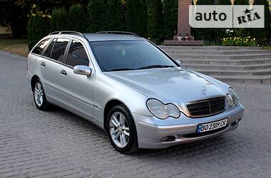 Универсал Mercedes-Benz C-Class 2002 в Кременце