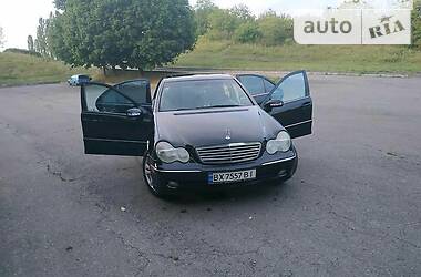 Седан Mercedes-Benz C-Class 2004 в Рівному