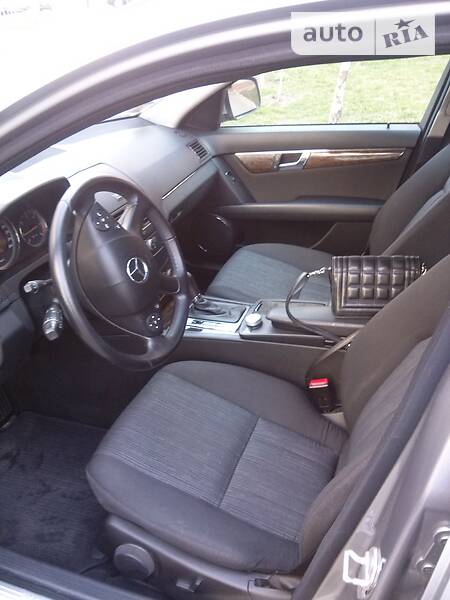 Універсал Mercedes-Benz C-Class 2008 в Києві