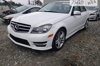 Седан Mercedes-Benz C-Class 2013 в Киеве