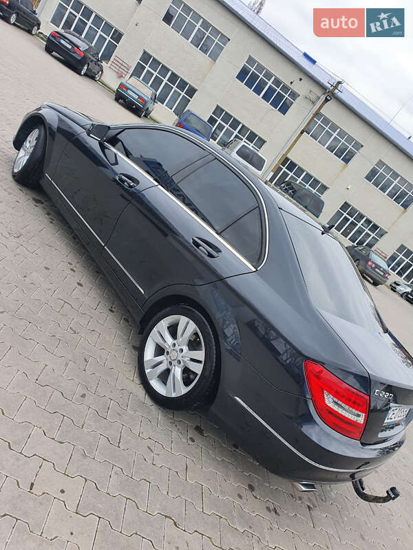 Седан Mercedes-Benz C-Class 2013 в Черновцах