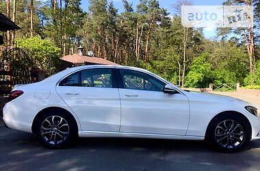 Седан Mercedes-Benz C-Class 2017 в 