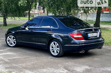 Седан Mercedes-Benz C-Class 2012 в Киеве