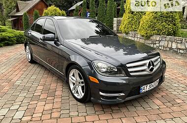 Седан Mercedes-Benz C-Class 2012 в Коломые