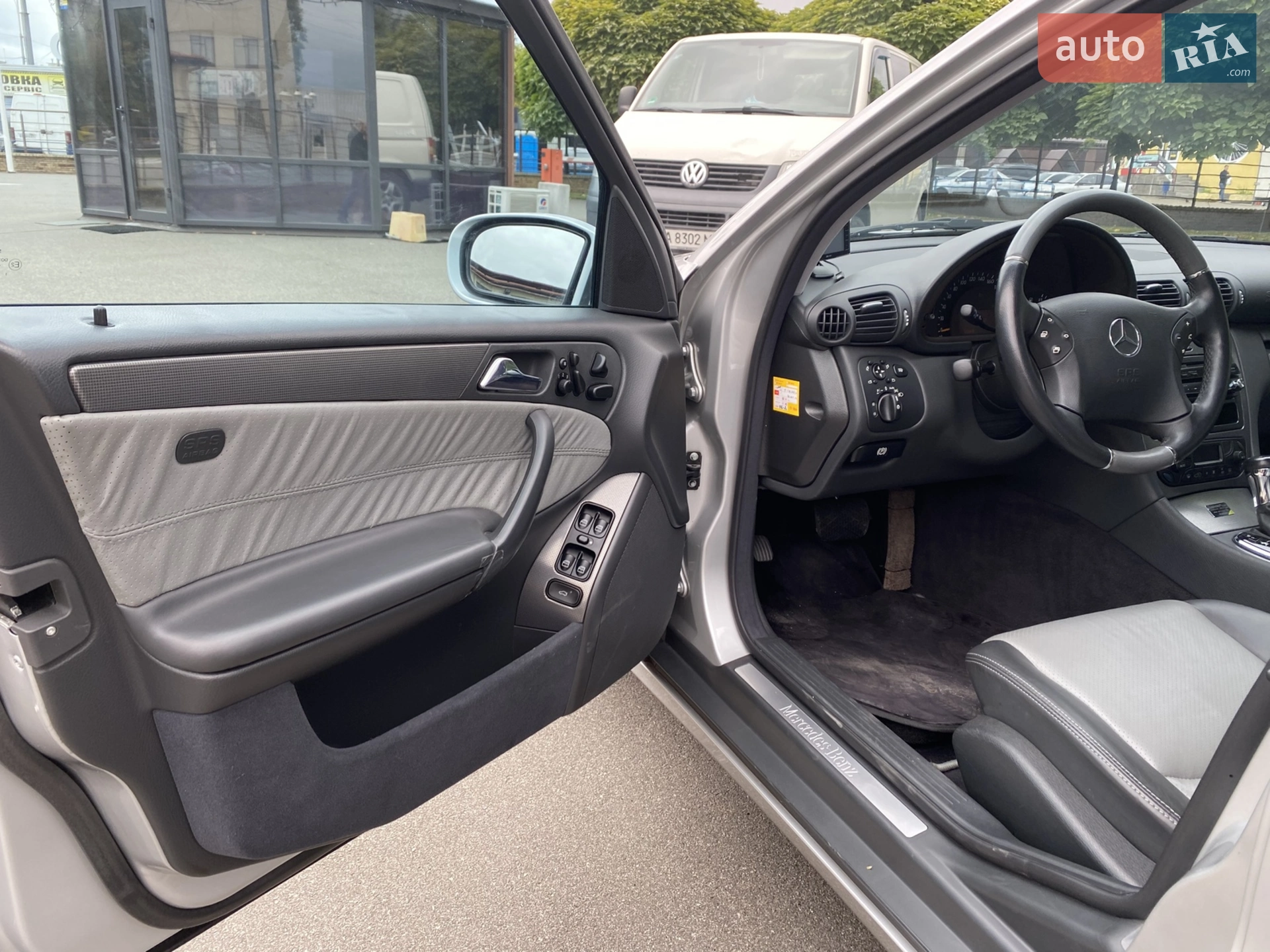 Mercedes-Benz C-Class 2000 VIN WDB2030641A090887 фото оголошення 18 з 25