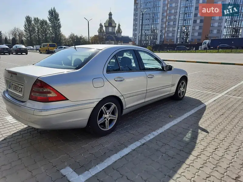 Mercedes-Benz C-Class 2001 VIN WDB2030041F119785 фото оголошення 18 з 49