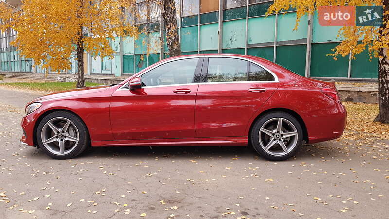 Седан Mercedes-Benz C-Class 2018 в Киеве