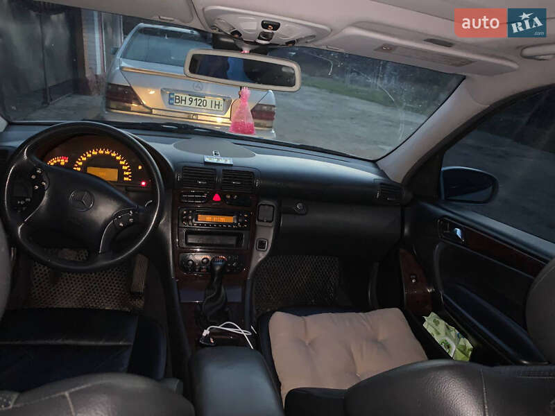 Седан Mercedes-Benz C-Class 2000 в Измаиле