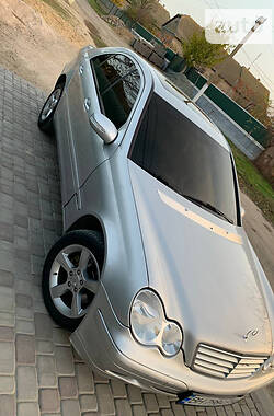 Седан Mercedes-Benz C-Class 2000 в Измаиле