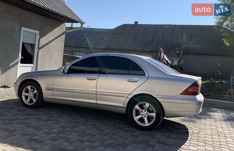 Седан Mercedes-Benz C-Class 2000 в Измаиле