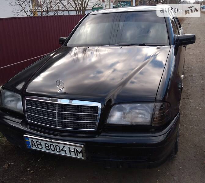 Седан Mercedes-Benz C-Class 1994 в Крыжополе