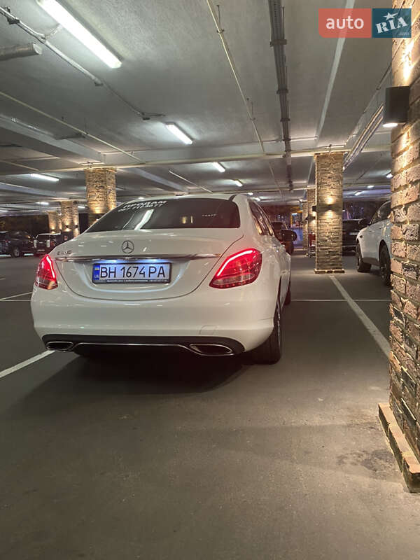Седан Mercedes-Benz C-Class 2016 в Одессе