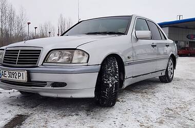 Седан Mercedes-Benz C-Class 1999 в Дніпрі