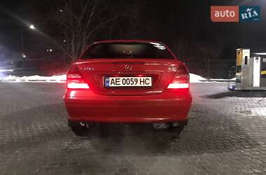 Седан Mercedes-Benz C-Class 2004 в 