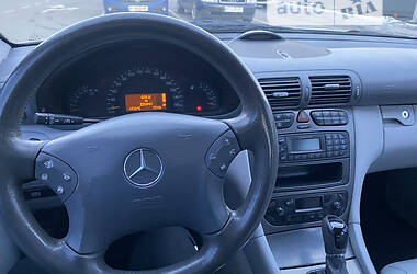 Седан Mercedes-Benz C-Class 2001 в Броварах