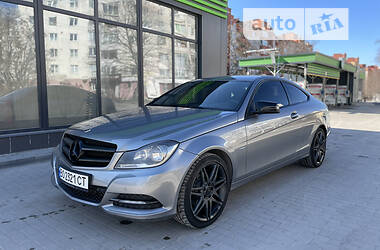 Купе Mercedes-Benz C-Class 2011 в Тернополі