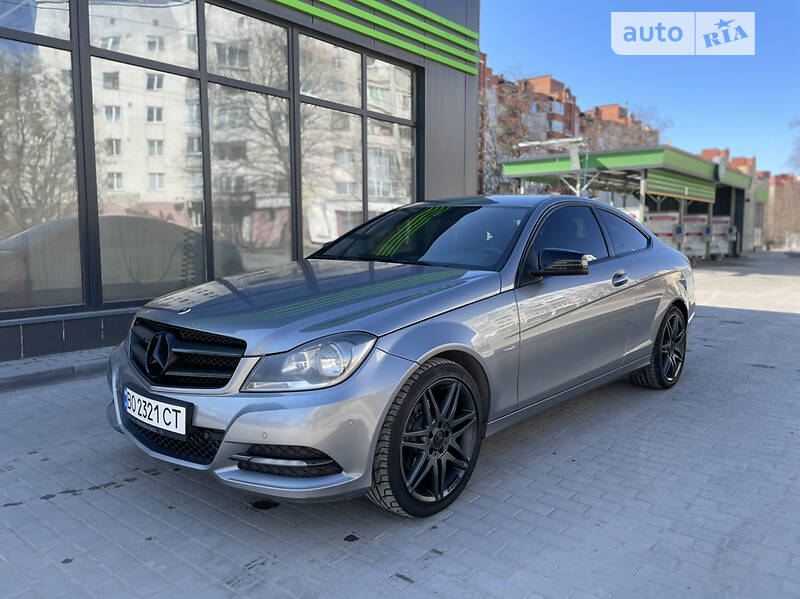Mercedes-Benz C-Class 2011