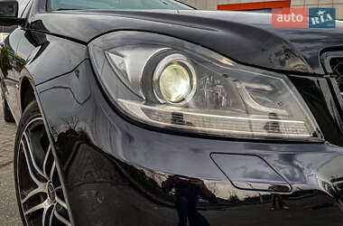 Купе Mercedes-Benz C-Class 2012 в 