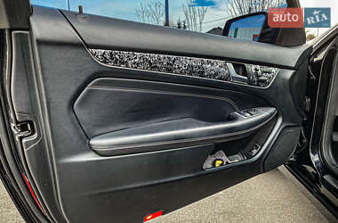Купе Mercedes-Benz C-Class 2012 в 