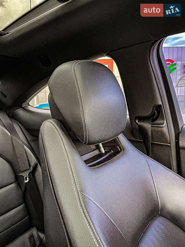 Купе Mercedes-Benz C-Class 2012 в Киеве