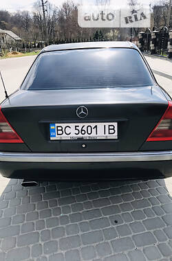 Седан Mercedes-Benz C-Class 1995 в Городке